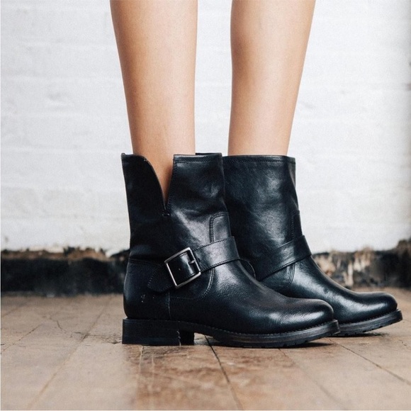 $388 Frye Natalie Engineer Black Leather  Short Moto Belted Casual Lug AnkleBoot - Picture 8 of 16